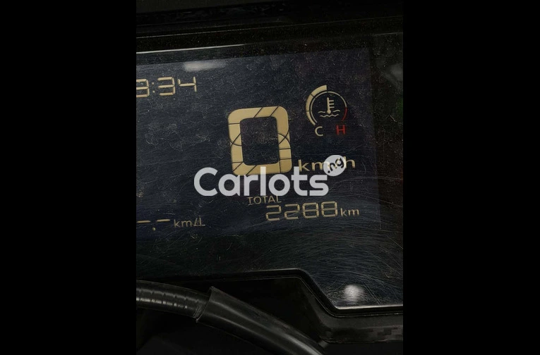 Foreign Used Honda CBR500R 2022 – Sporty & Powerful for sale in Asokoro, FCT - thumbnail 7