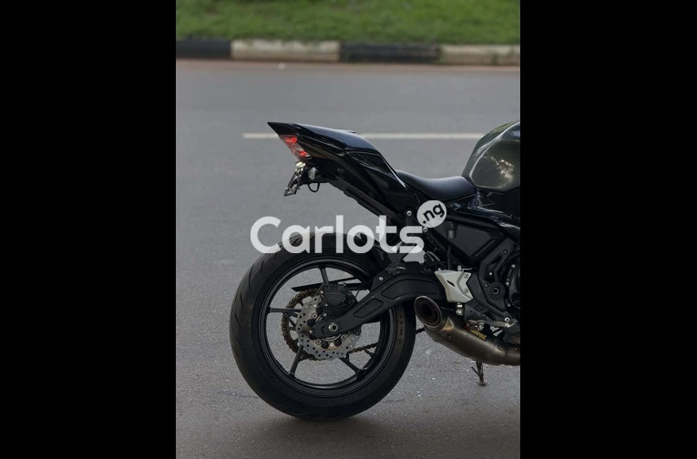 2021 Kawasaki Ninja 650 Foreign Used – Sport Bike for Sale in Asokoro, FCT - thumbnail 6