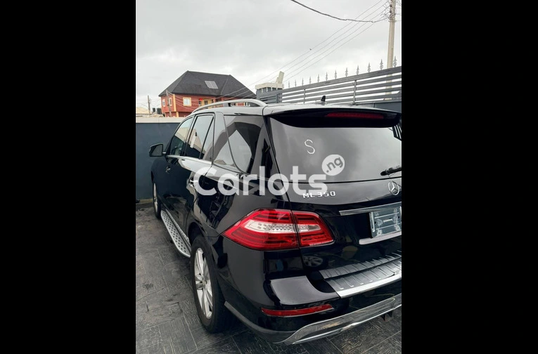 2015 MERCEDES BENZ ML350 4MATIC WITH LUXURIOUS LEATHER INTERIOR AND FULLY PADDED for sale in Victoria Island, Lagos - thumbnail 2