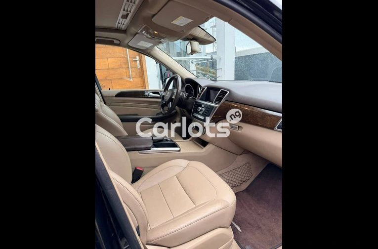 2015 MERCEDES BENZ ML350 4MATIC WITH LUXURIOUS LEATHER INTERIOR AND FULLY PADDED for sale in Victoria Island, Lagos - photo 5 of 5