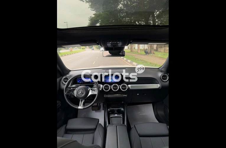 Foreign Used Mercedes EQB 250+ 2024 – Premium Electric SUV for sale in Asokoro, FCT - photo 5 of 7
