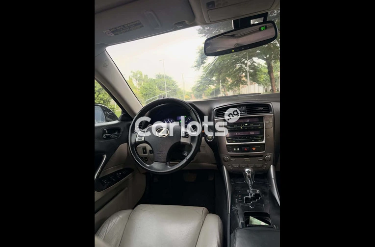 Lexus IS250 2013 – Clean &amp; Ready for Inspection for sale in Asokoro, FCT - photo 4 of 7