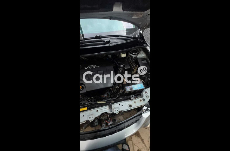 Nigerian Used TOYOTA MATRIX 2008 for sale in Nasarawa, Kano - thumbnail 2