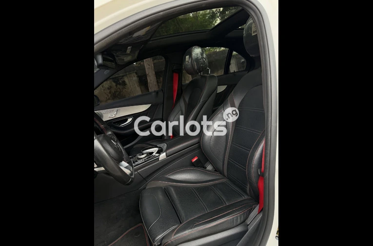 Foreign Used Mercedes C43 – Asokoro Abuja for sale in FCT - thumbnail 6