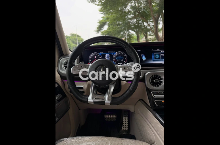 Foreign Used Mercedes-Benz G63 AMG 2019 Model – Premium SUV for sale in Asokoro, FCT - thumbnail 5