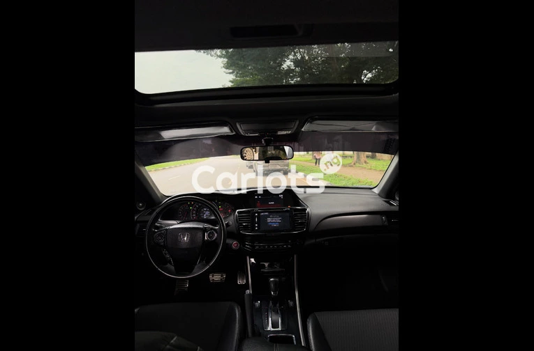 Foreign Used Honda Accord Sport – Asokoro Abuja for sale in FCT - photo 5 of 7