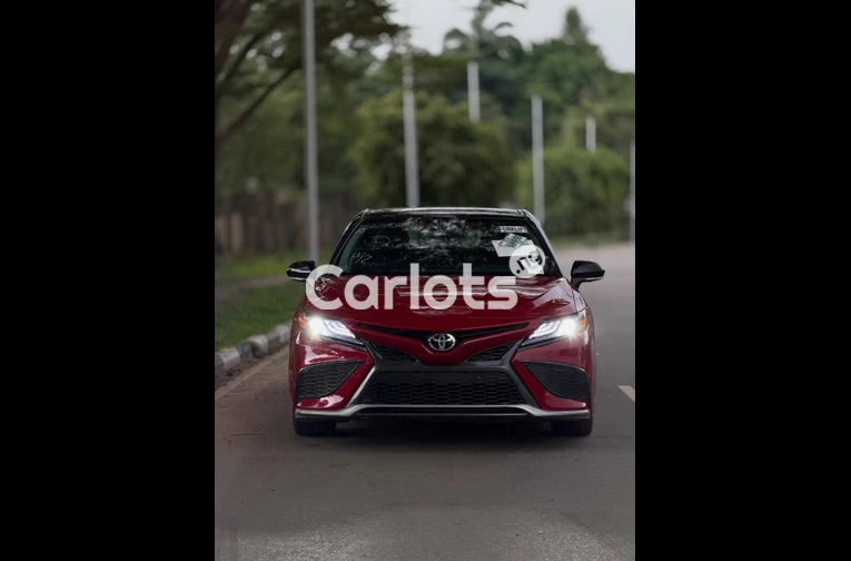 Foreign Used 2021 Toyota Camry XSE – Luxury & Performance for sale in Asokoro, FCT - thumbnail 2