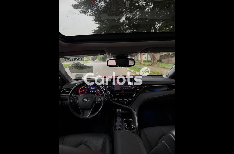 Foreign Used 2021 Toyota Camry XSE – Luxury & Performance for sale in Asokoro, FCT - thumbnail 5