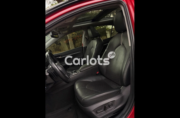 Foreign Used 2021 Toyota Camry XSE – Luxury & Performance for sale in Asokoro, FCT - thumbnail 6