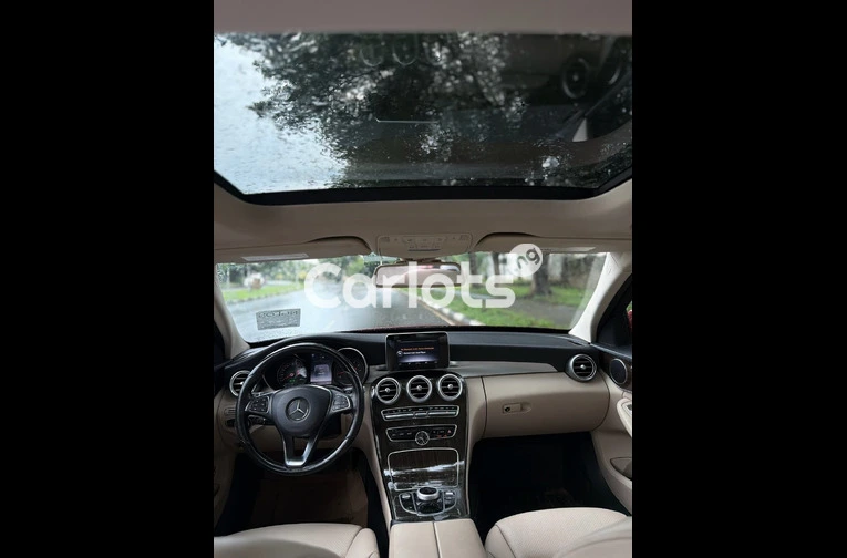 Foreign Used 2017 MERCEDES-BENZ C300 for sale in Asokoro, FCT - thumbnail 5
