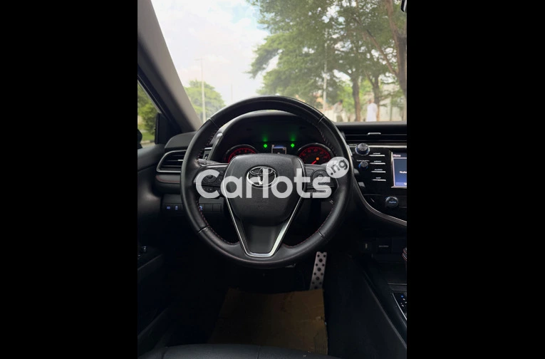 2020 TOYOTA CAMRY TRD for sale in Asokoro, FCT - thumbnail 4
