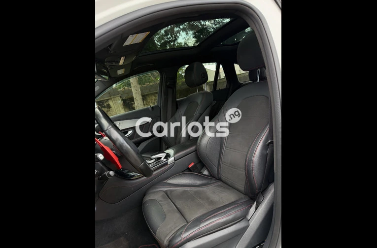 Foreign Used Clean 2017 MERCEDES-BENZ GLC43 AMG for sale in Asokoro, FCT - thumbnail 6