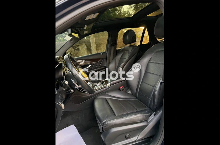 Foreign Used 2018 Mercedes-Benz GLC300 for sale in Asokoro, FCT - thumbnail 6