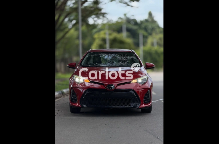 Clean 2018 Toyota Corolla LE for sale in Asokoro