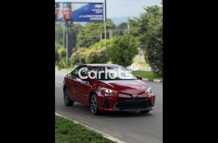 Clean 2018 Toyota Corolla LE for sale in Asokoro