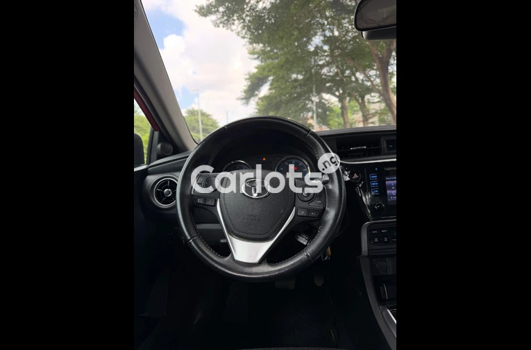 Foreign Used Clean 2018 Toyota Corolla LE for sale in Asokoro, FCT - photo 4 of 7