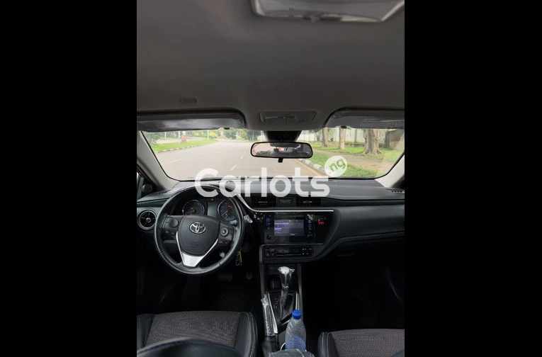 Foreign Used Clean 2018 Toyota Corolla LE for sale in Asokoro, FCT - photo 5 of 7