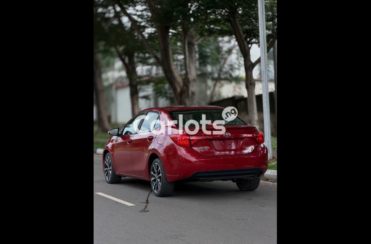 Foreign Used Clean 2018 Toyota Corolla LE for sale in Asokoro, FCT - photo 7 of 7