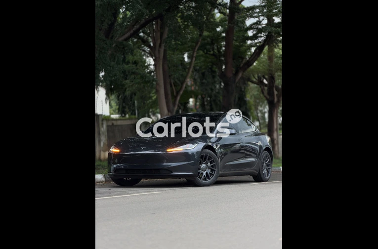 2024 Tesla Model 3