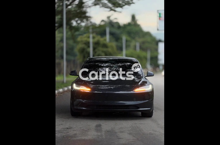 Foreign Used 2024 Tesla Model 3 for sale in Asokoro, FCT - thumbnail 2