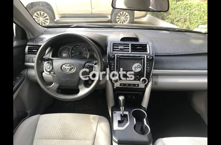 TOYOTA CAMRY 2014 MODEL FOREIGN USED for sale in Ipaja, Lagos - photo 6 of 7