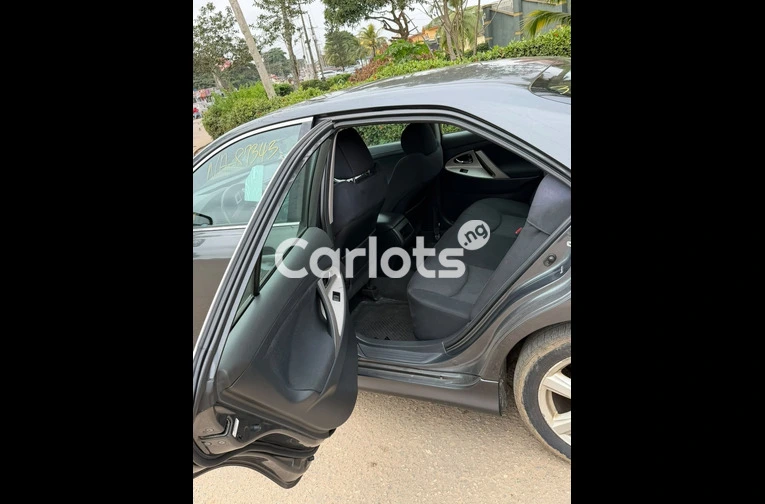 Foreign Used 2008 Toyota Camry SE (Accident Free) for sale in Alimosho, Lagos - thumbnail 3