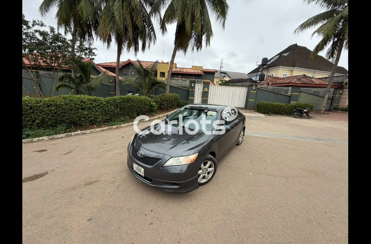 Foreign Used 2008 Toyota Camry SE (Accident Free) for sale in Alimosho, Lagos - thumbnail 5