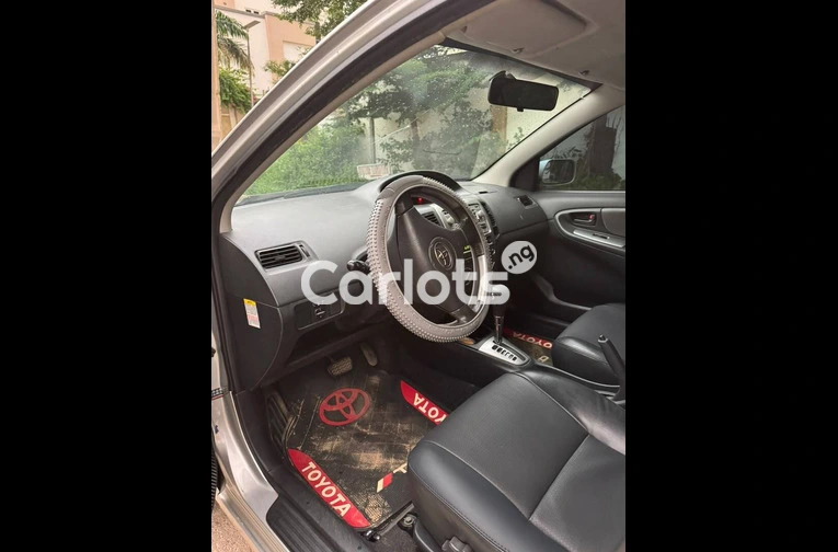 Foreign Used 2006 TOYOTA VIOS for sale in Kano - photo 4 of 7