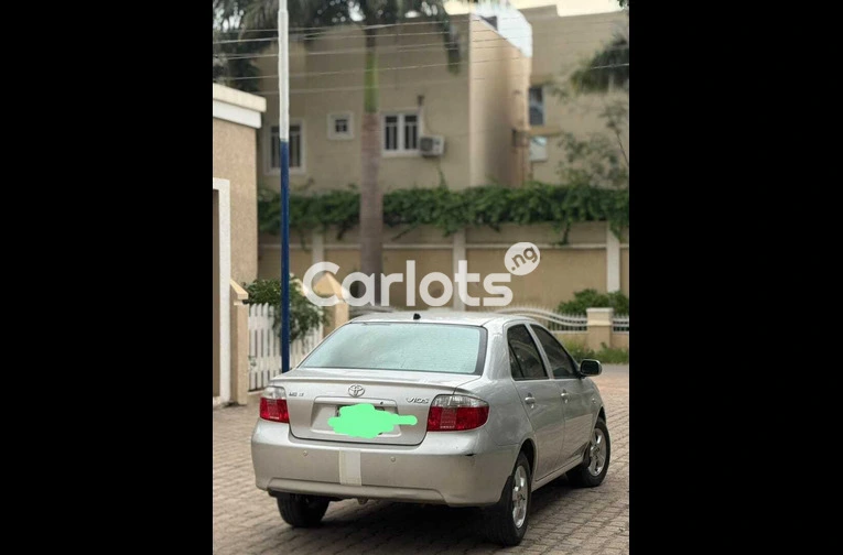 Foreign Used 2006 TOYOTA VIOS for sale in Kano - thumbnail 6