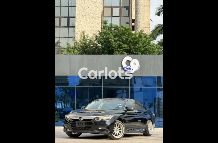Foreign used Honda Accord 2.0T 2019 model with Duty for sale in Abuja, FCT - thumbnail 2