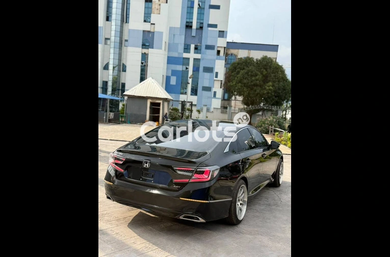 Foreign used Honda Accord 2.0T 2019 model with Duty for sale in Abuja, FCT - photo 6 of 7