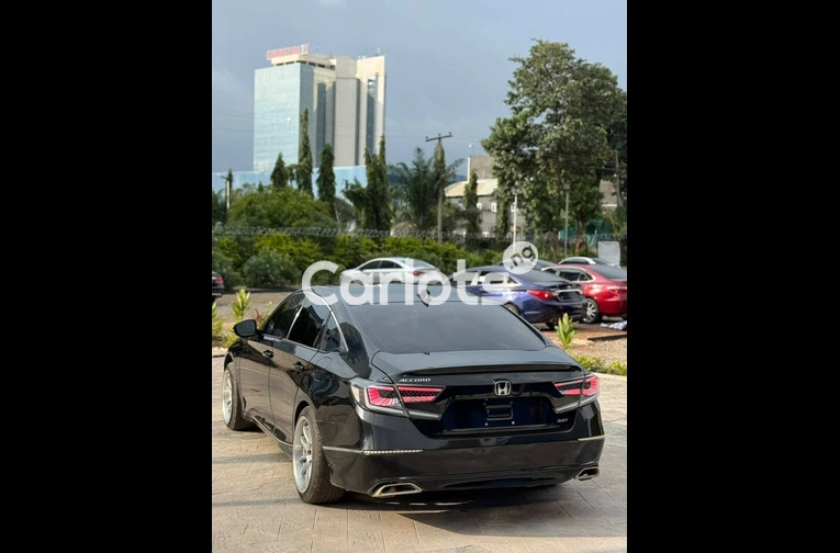 Foreign used Honda Accord 2.0T 2019 model with Duty for sale in Abuja, FCT - photo 7 of 7