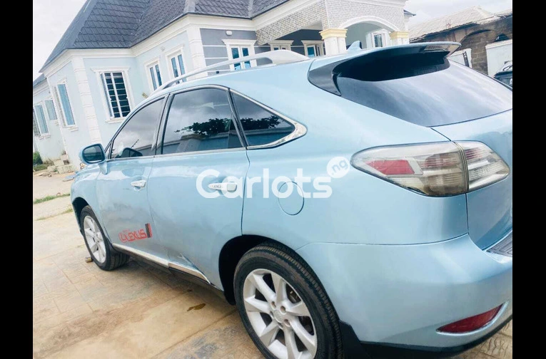Nigerian Used Lexus RX350 2011 registered for sale in Oshodi, Lagos - thumbnail 2