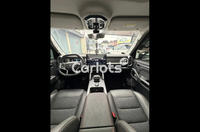 FOREIGN USED 2024 JETOUR T2 for sale in Amuwo Odofin, Lagos - photo 3 of 7