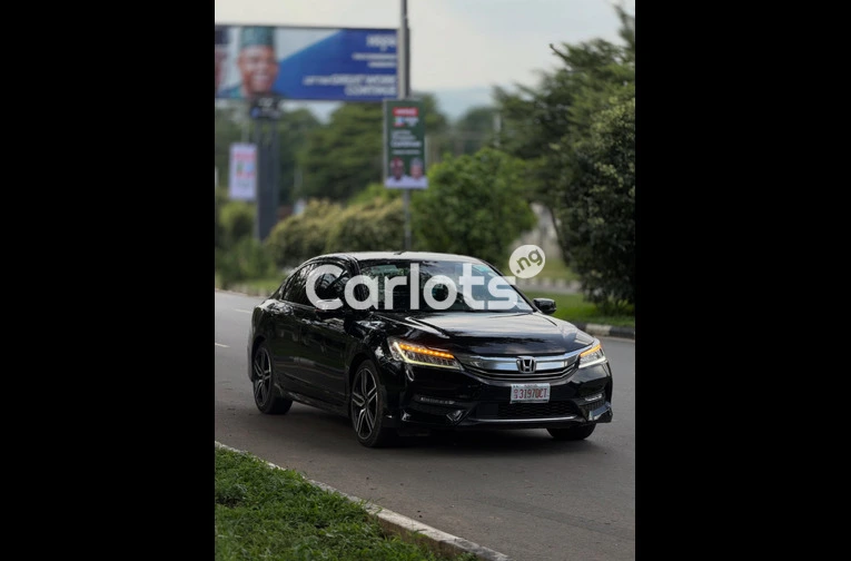 2017 Honda Accord - 3