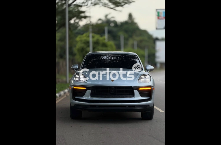 Foreign Used 2023 Porsche Macan - 2