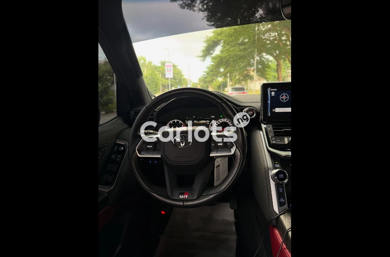 Foreign Used 2024 Toyota Land Cruiser Sport for sale in Asokoro, FCT - thumbnail 4
