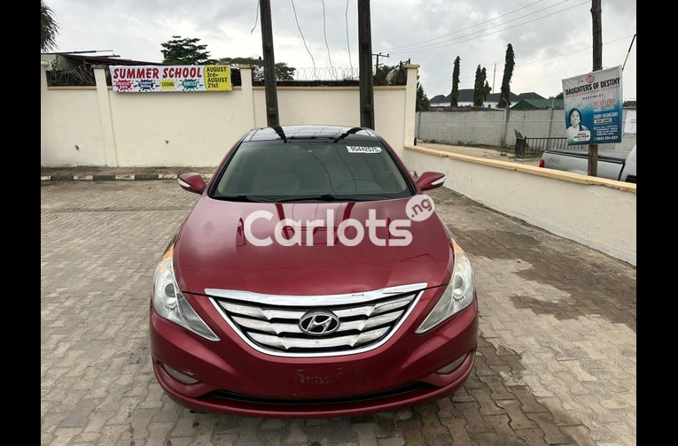 Foreign Used HYUNDAI SONATA RED LIMITED 2012 for sale in Ajah, Lagos - photo 1 of 7