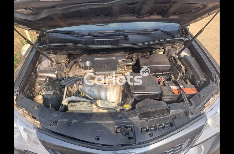 Briefly Used 2013 Toyota Camry(2023 Entry) for sale in Lagos, Lagos - photo 4 of 6