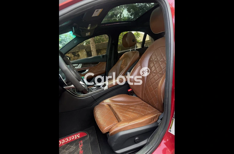 2019 Mercedes C43 AMG – Premium Performance Sedan for sale in Asokoro, FCT - photo 6 of 7