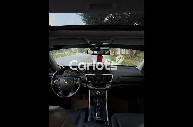 Foreign Used Clean 2014 Honda Accord Touring – Serious Buyers Only for sale in Asokoro, FCT - thumbnail 5