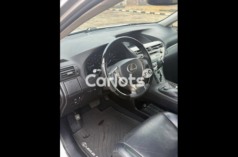 Urgent Sale – Foreign Used 2015 Lexus RX350 for sale in Asokoro, FCT - photo 5 of 7