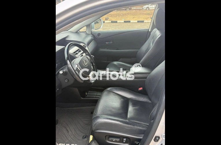 Urgent Sale – Foreign Used 2015 Lexus RX350 for sale in Asokoro, FCT - photo 6 of 7