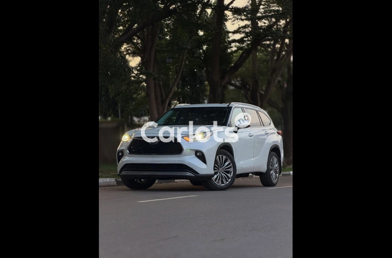 Foreign Used Toyota Highlander 2023 for sale in Asokoro, Abuja - photo 1 of 7