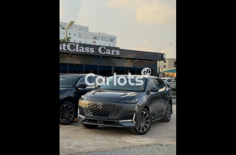 FOREIGN USED 2023 CHANGAN UNI-K — CLEAN &amp; READY for sale in Asokoro, FCT - thumbnail 3