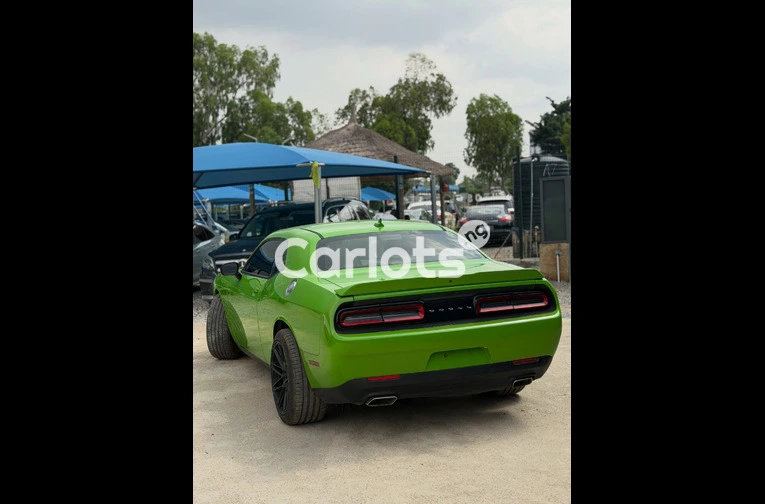 DODGE CHALLENGER 2017 — FOREIGN USED | ASOKORO for sale in FCT - photo 6 of 7