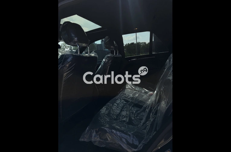 Foreign Used 2018 GLE43 AMG — PREMIUM SUV | READY TO GO for sale in Asokoro, FCT - thumbnail 6
