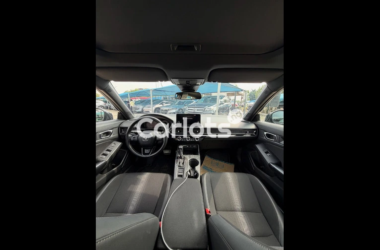 HONDA CIVIC 2023 — FOREIGN USED | AVAILABLE NOW for sale in Asokoro, FCT - photo 5 of 7