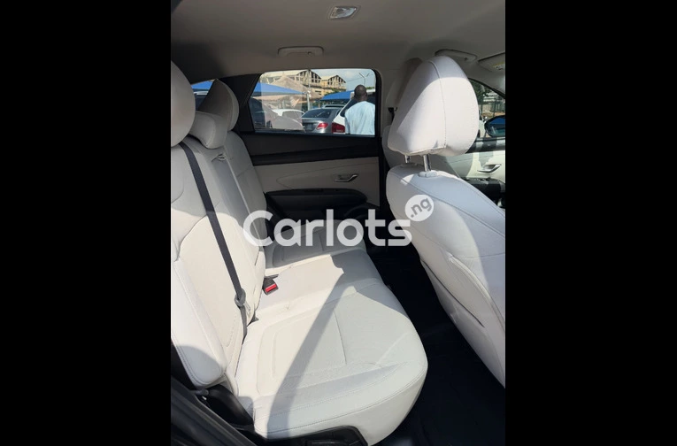 FOREIGN USED HYUNDAI TUCSON — 2025 MODEL for sale in Asokoro, Abuja - photo 4 of 7