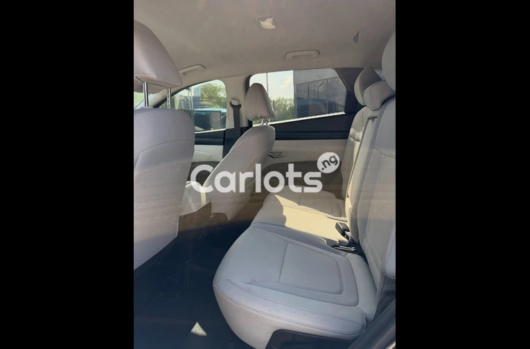 FOREIGN USED HYUNDAI TUCSON — 2025 MODEL - 6/7